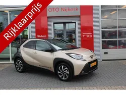 Bruin Nieuw 2025 Toyota Aygo Pulse Hatchback | € 23.590 (Duur)