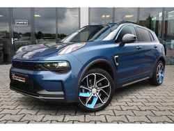 Blauw, metallic lak Gebruikt 2023 Lynk & Co 01 SUV | € 27.450 (Goede deal)