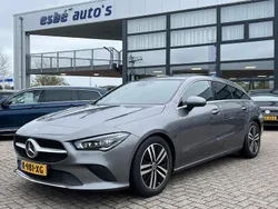 Grijs Gebruikt 2021 Mercedes CLA180 Business Sedan | € 30.950 (Duur)