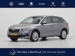 Grijs Gebruikt 2024 Skoda Scala Ambition Hatchback | € 24.940 (Iets duurder)