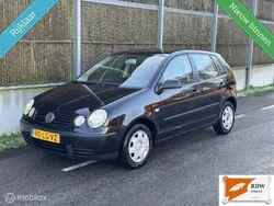 Zwart Gebruikt 2003 VW Polo Comfortline Hatchback | € 2.250 (Eerlijke prijs)