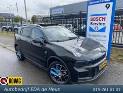 Zwart Gebruikt 2022 Lynk & Co 01 SUV | € 27.895 (Eerlijke prijs)