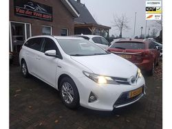 Wit Gebruikt 2014 Toyota Auris Touring Sports Stationwagen | € 12.750 (Eerlijke prijs)