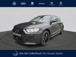 Grijs Gebruikt 2024 Audi A1 Advanced Hatchback | € 32.990 (Duur)