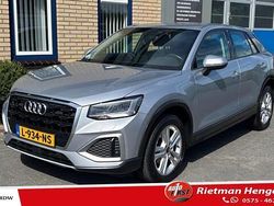 Grijs Gebruikt 2021 Audi Q2 Comfort SUV | € 21.650 (Eerlijke prijs)