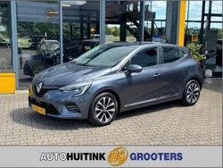 Grijs Gebruikt 2020 Renault Clio V Intens Hatchback | € 9.990 (Eerlijke prijs)