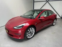 Rood Gebruikt 2020 Tesla Model 3 Long Range Sedan | € 23.500 (Goede deal)