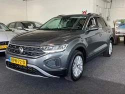 Grijs Gebruikt 2024 VW T-Roc Edition SUV | € 25.900 (Goede deal)