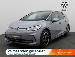 Grijs Gebruikt 2024 VW ID.3 Pro Hatchback | € 30.900 (Eerlijke prijs)