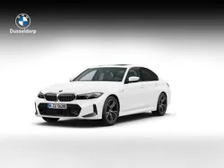 Wit Nieuw 2025 BMW 330e M Sport Sedan | € 64.978 (Super prijs)
