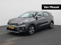 Grijs, metallic lak Gebruikt 2020 Kia Niro SUV | € 21.900 (Eerlijke prijs)