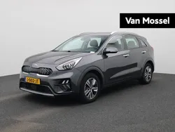 Grijs, metallic lak Gebruikt 2020 Kia Niro SUV | € 22.400 (Eerlijke prijs)