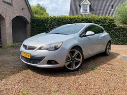 Wit Gebruikt 2012 Opel Astra Sport Hatchback | € 6.000 (Goede deal)