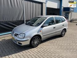 Grijs Gebruikt 2006 Nissan Almera Tino Visia MPV | € 1.850 (Eerlijke prijs)