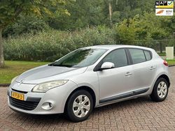Grijs Gebruikt 2011 Renault Mégane III Expression Hatchback | € 4.799 (Eerlijke prijs)