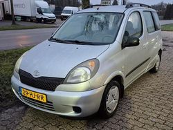 Gebruikt 2001 Toyota Yaris Stationwagen | € 1.750 (Goede deal)