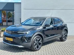 Zwart Gebruikt 2023 Opel Mokka Ultimate SUV | € 25.840 (Eerlijke prijs)