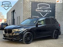 Zwart (metallic) Gebruikt 2020 BMW X5 Executive SUV | € 43.500 (Eerlijke prijs)