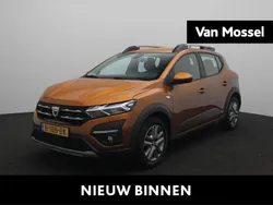 Oranje Gebruikt 2021 Dacia Sandero Comfort Hatchback | € 16.940 (Iets duurder)