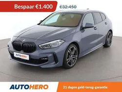 Grijs Gebruikt 2022 BMW 120 M Sport Hatchback | € 30.549 (Eerlijke prijs)