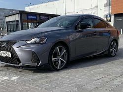 Gebruikt 2017 Lexus IS200t Executive Line Sedan | € 21.000