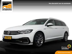 Wit Gebruikt 2019 VW Passat Business Stationwagen | € 20.950 (Eerlijke prijs)