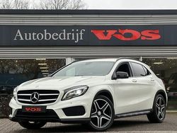 Wit Gebruikt 2014 Mercedes GLA200 AMG line SUV | € 15.900 (Eerlijke prijs)