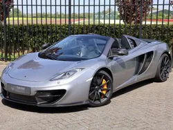 Grijs, metallic lak Gebruikt 2012 McLaren MP4-12C Cabriolet | € 145.000