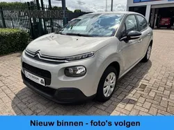 Grijs Gebruikt 2019 Citroën C3 Feel Hatchback | € 10.749 (Eerlijke prijs)