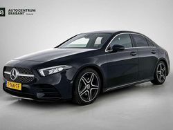 Zwart Gebruikt 2020 Mercedes A200 Advantage Sedan | € 23.995 (Eerlijke prijs)