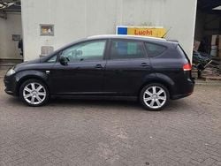 Zwart Gebruikt 2009 Seat Altea XL Stylance MPV | € 2.450 (Goede deal)