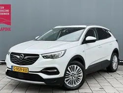 Wit, metallic lak Gebruikt 2019 Opel Grandland X Executive SUV | € 23.899 (Eerlijke prijs)