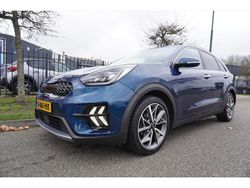 Blauw (metallic) Gebruikt 2019 Kia Niro SUV | € 18.945 (Eerlijke prijs)