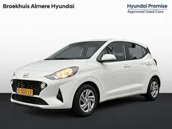 Wit Gebruikt 2023 Hyundai i10 Comfort Hatchback | € 13.900 (Eerlijke prijs)