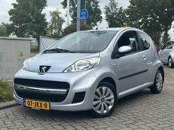 Grijs Gebruikt 2009 Peugeot 107 Hatchback | € 4.995 (Duur)