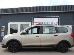 Bruin Gebruikt 2020 Dacia Lodgy Stepway MPV | € 16.450 (Goede deal)