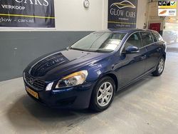 Blauw Gebruikt 2011 Volvo V60 Momentum Stationwagen | € 9.950 (Goede deal)