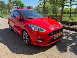 Rood Gebruikt 2017 Ford Fiesta ST-Line Hatchback | € 10.500 (Goede deal)