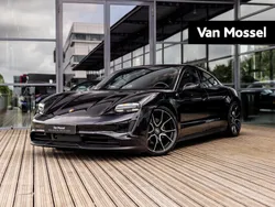 Zwart, metallic lak Gebruikt 2023 Porsche Taycan Performance Package Sedan | € 72.900 (Eerlijke prijs)