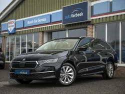 Zwart Gebruikt 2024 Skoda Octavia Business Line Stationwagen | € 37.990 (Duur)