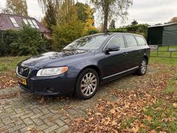 Blauw Gebruikt 2012 Volvo V70 Stationwagen | € 13.750 (Eerlijke prijs)