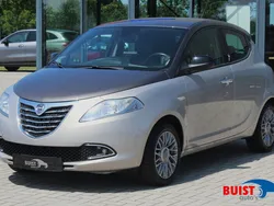 Beige Gebruikt 2012 Lancia Ypsilon Platinum Hatchback | € 6.450 (Iets duurder)