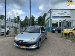 Grijs Gebruikt 2003 Peugeot 206 Hatchback | € 1.995 (Eerlijke prijs)
