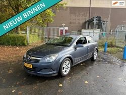 Grijs Gebruikt 2006 Opel Astra GTC Edition Hatchback | € 1.499 (Eerlijke prijs)