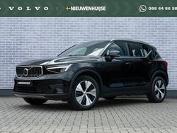 Zwart Gebruikt 2022 Volvo XC40 Core SUV | € 26.899 (Super prijs)