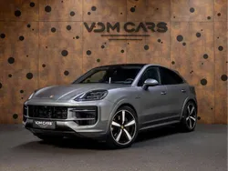 Grijs, metallic lak Gebruikt 2025 Porsche Cayenne SUV | € 136.900