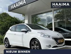 Wit Gebruikt 2013 Peugeot 208 Active Hatchback | € 7.450 (Iets duurder)