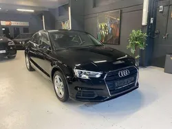 Zwart Gebruikt 2018 Audi A3 Attraction Sedan | € 18.500 (Eerlijke prijs)