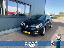 Zwart Gebruikt 2017 Renault Clio GrandTour LIMITED Stationwagen | € 6.950 (Eerlijke prijs)