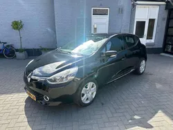 Zwart, metallic lak Gebruikt 2013 Renault Clio IV Authentique Hatchback | € 4.995 (Eerlijke prijs)